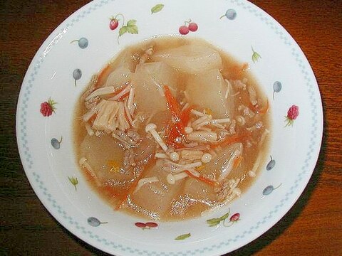 冬瓜とエノキ、鳥挽肉の和風スープ煮